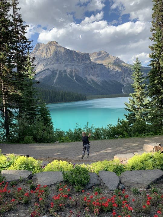 ID90 traveler in Banff