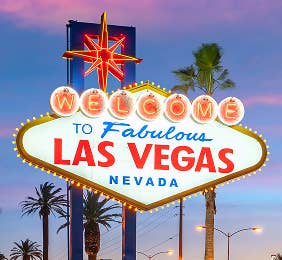 Welcome to Fabulous Las Vegas sign
